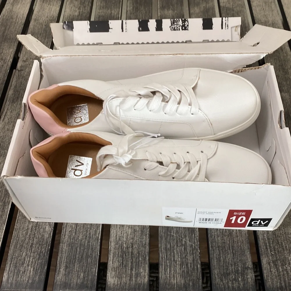 Dolce Vita court sneakers size 10 - Picture 8 of 8